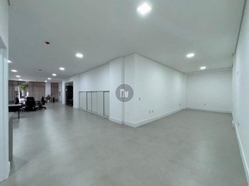 office em Rua 1141, Centro - Balneário Camboriú - SC