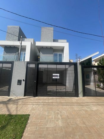 house em Rua Décio Ormerod Nazário, Jardim Paris III - Maringá - PR