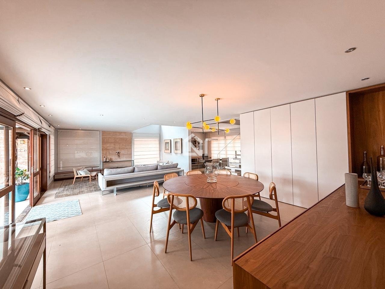 casa a venda no condominio golf village - sala de jantar