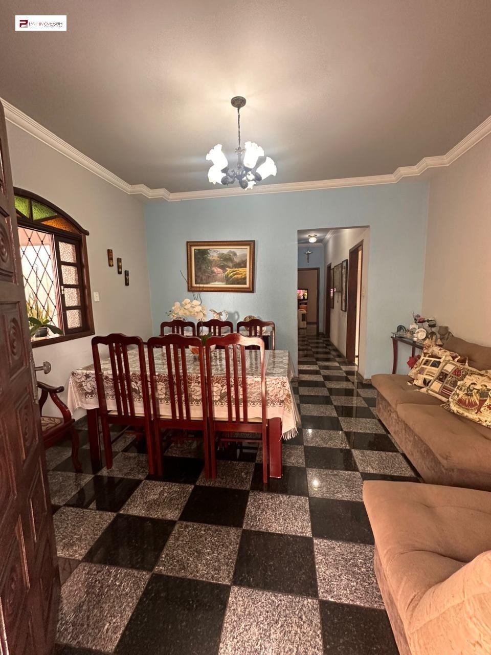 Casa com 3 quartos — Santa Amélia, Belo Horizonte