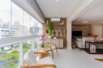 apartment em Rua José Cadilhe, Água Verde - Curitiba - PR