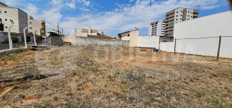 land_lot em Avenida Segismundo Pereira, Santa Mônica - Uberlândia - MG