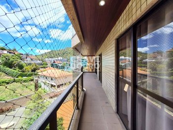 apartment em Rua Prefeito Sebastião Teixeira, Várzea - Teresópolis - RJ