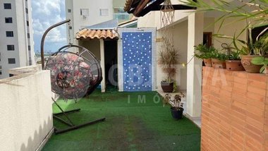 apartment em Rua Waldomira Rezende, Santa Mônica - Uberlândia - MG