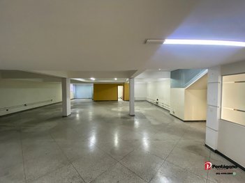 business em Rua R 7, Setor Oeste - Goiânia - GO