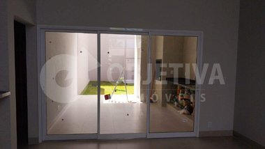 house em Rua Pantanal, Granada - Uberlândia - MG