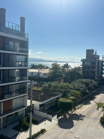 apartment em Rua Francisco Gouveia, Jurerê - Florianópolis - SC