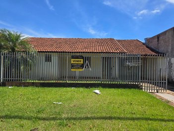 house em Rua Vicente Roos, Jardim Coopagro - Toledo - PR