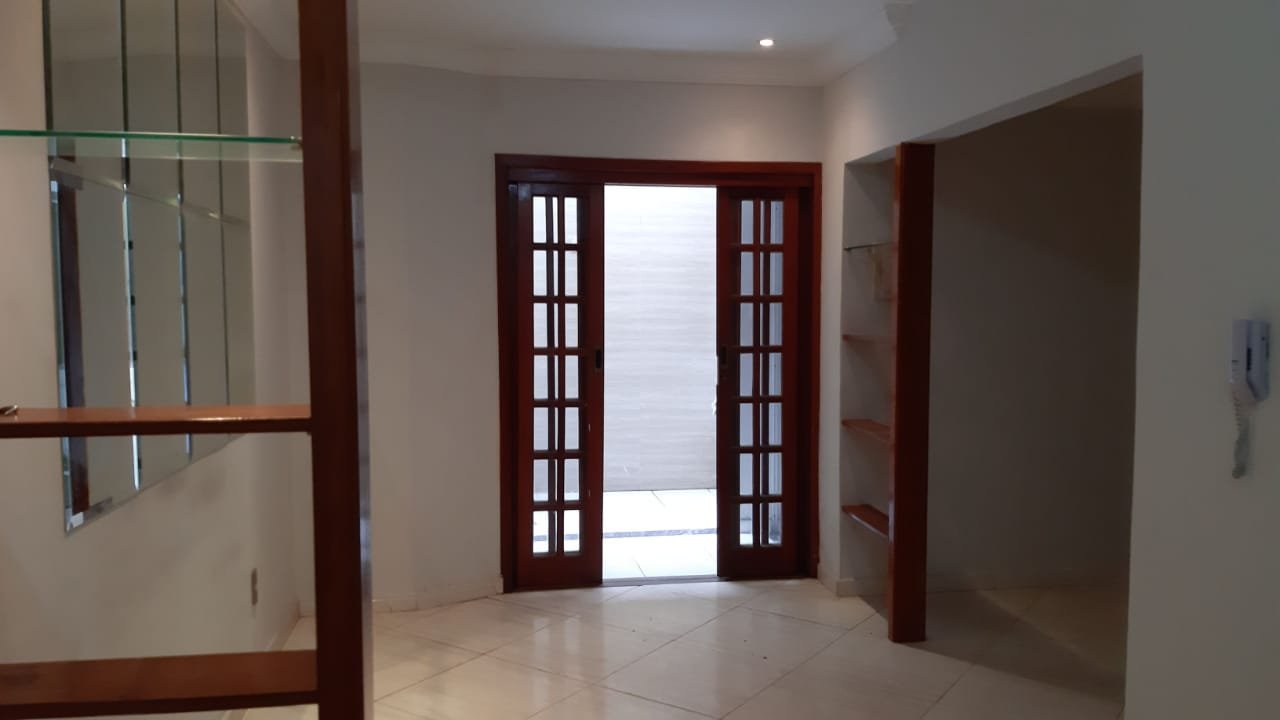 Casa com 3 quartos — Itapoã, Belo Horizonte