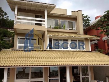 house em Rua das Embaúbas, Centro - Florianópolis - SC
