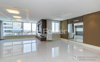 apartment em Avenida Luiz Manoel Gonzaga, Três Figueiras - Porto Alegre - RS