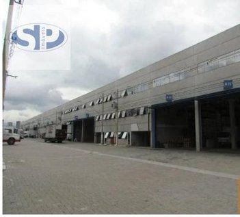industrial em Avenida Fagundes de Oliveira, Piraporinha - Diadema - SP