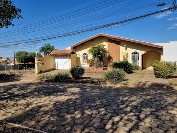 house em Praça dos Cajueiros, Cidade Jardim - Pirassununga - SP