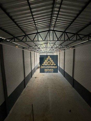 industrial em Rua Topázio, Jardim Jóia - Arujá - SP