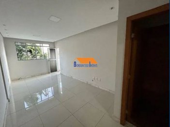 apartment em Rua Geraldo Menezes Soares, Sagrada Família - Belo Horizonte - MG