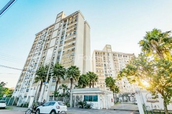 apartment em Rua Luiz Fontoura Júnior, Jardim Itu - Porto Alegre - RS