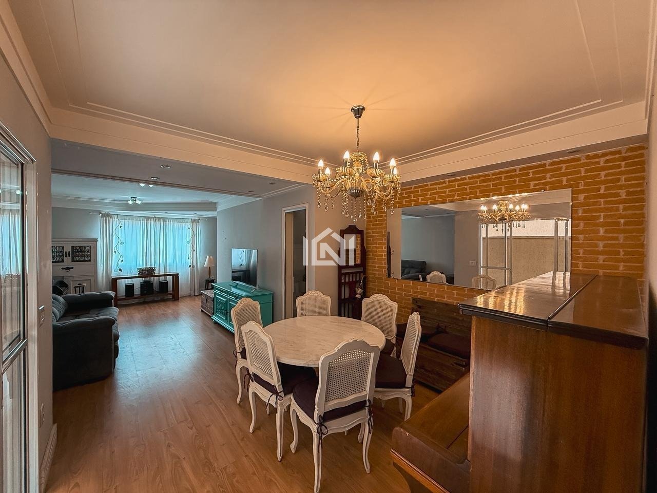 casa a venda no condominio vila inglesa - sala de jantar