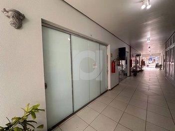 business em Avenida Brasília, Centro - Portão - RS