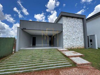 house em Avenida Segismundo Pereira, Novo Mundo - Uberlândia - MG