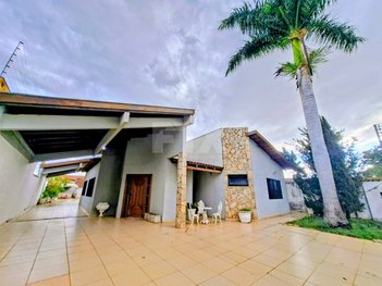 house em Rua Doutor Mário Quintanilha, Vila Bandeirante - Campo Grande - MS