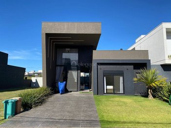 house em Rua Rio Camisas, Centro - Xangri-Lá - RS