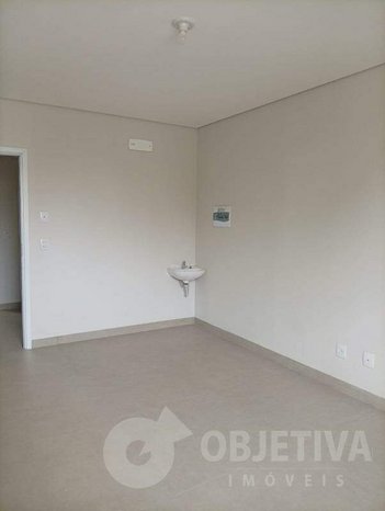 office em Rua Olegário Maciel, Centro - Uberlândia - MG