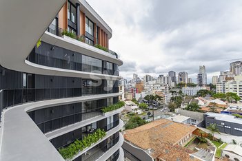 apartment em Rua Professor Assis Gonçalves, Água Verde - Curitiba - PR
