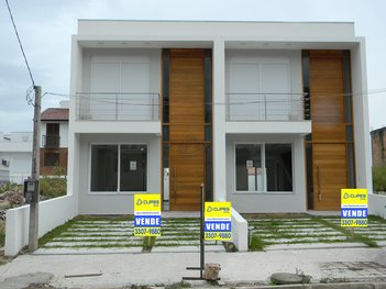 house em Irmao Jaime Biazus, Guarujá - Porto Alegre - RS