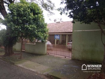 house em Rua Pioneiro Arziro Moreschi, Conjunto Habitacional Requião - Maringá - PR