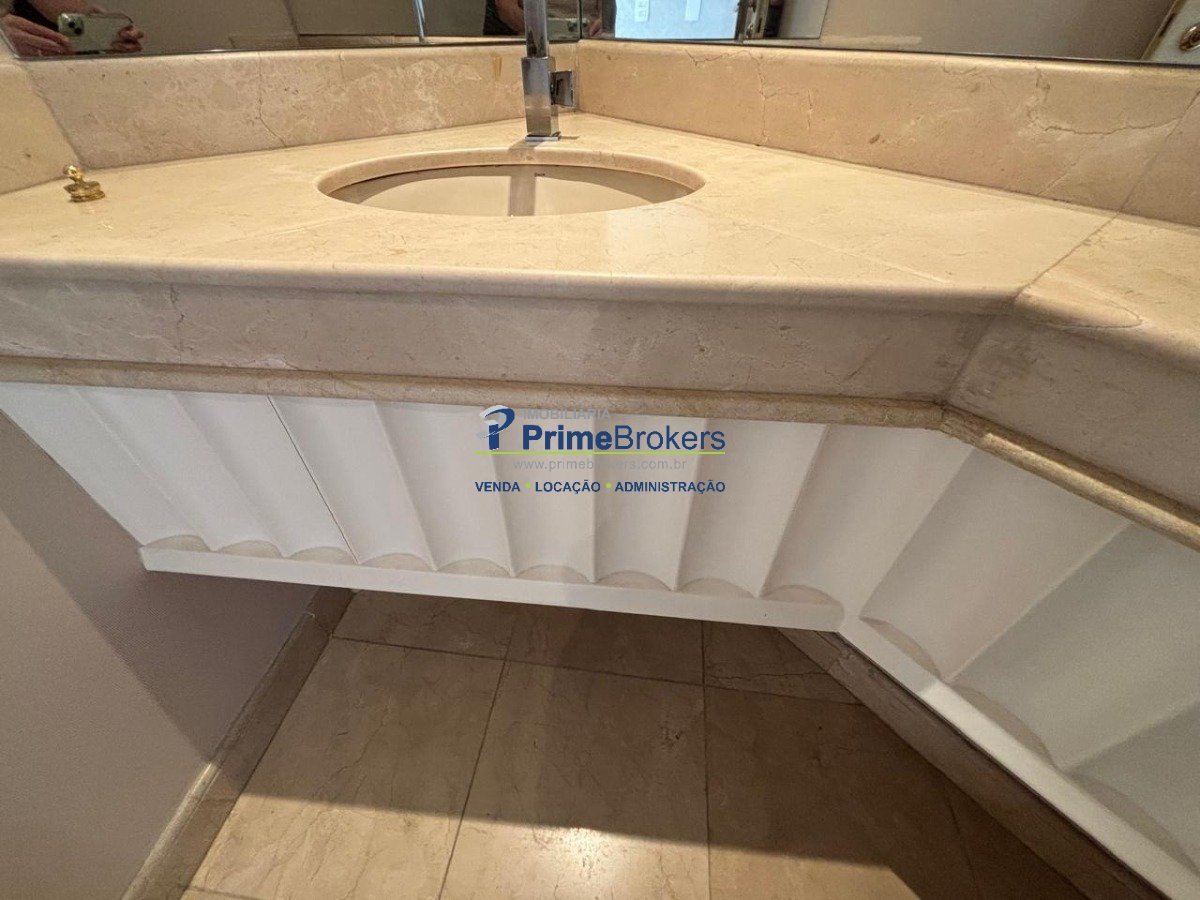 b372e9fb-c7e1-45e9-9b90-cc3604b042de