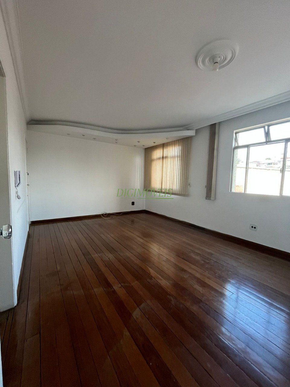 WhatsApp Image 2025-09-29 at 07.00