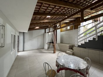 house em Rua Alfredo Wagner, Petrópolis - Joinville - SC