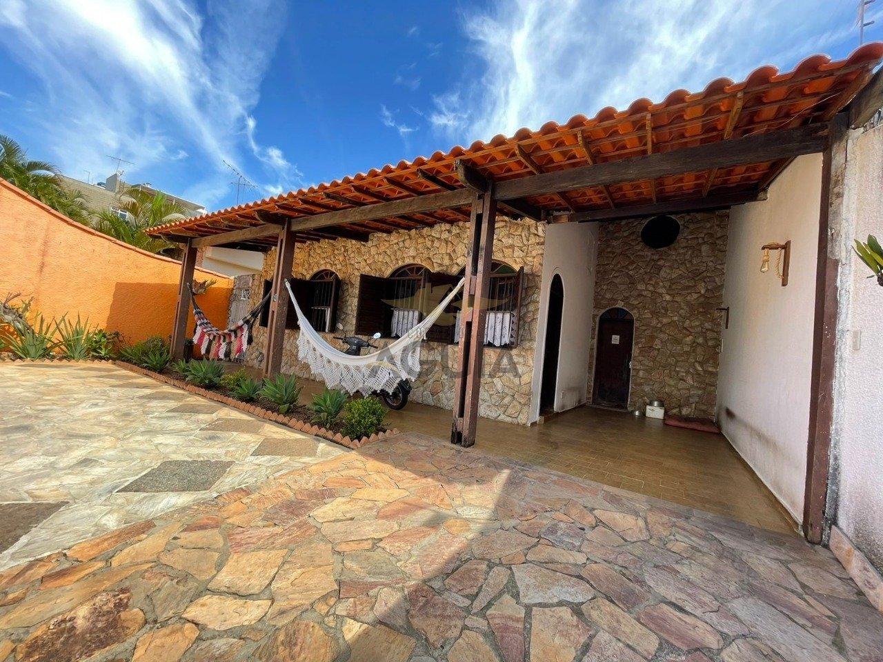 Casa com 4 quartos — Ouro Preto, Belo Horizonte