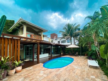 house em Rua dos Cações, Jurerê Internacional - Florianópolis - SC