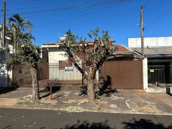 house em Rua Jesus Trujillo, Centro - Andradina - SP