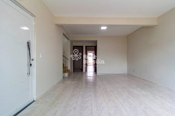 apartment em QE 20 Área Especial L, Guará II - Brasília - DF