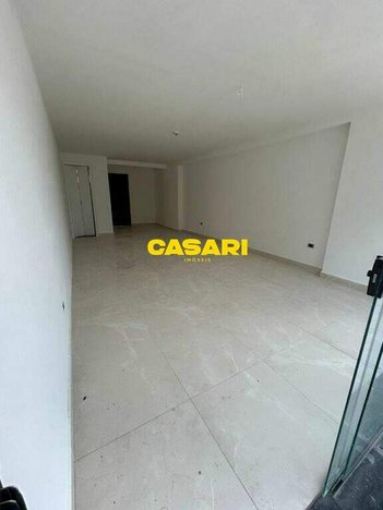 business em Rua Mangaratu, Parque Jaçatuba - Santo André - SP