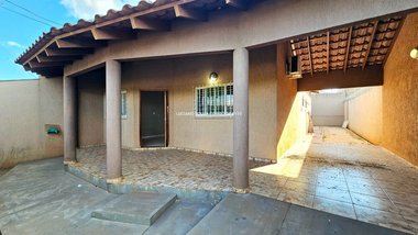 house em Rua Dorothea de Oliveira, Residencial Oliveira - Campo Grande - MS