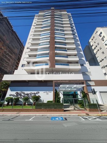 apartment em Rua Vereador Mário Coelho Pires, Campinas - São José - SC