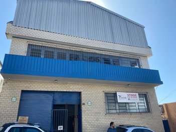 industrial em Rua Fernando Lobo, Santa Efigênia - Belo Horizonte - MG