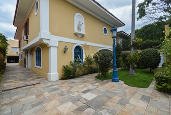 house em Rua Oliveira Pimentel, Jardim Paulista - São Paulo - SP