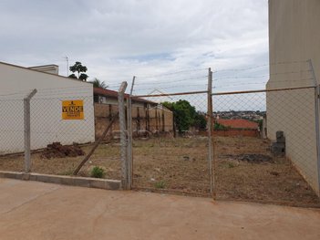land_lot em Rua Barão do Rio Branco, Centro - Sertãozinho - SP
