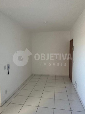 apartment em Rua Marco Aurelio Resende dos Santos, Jardim Europa - Uberlândia - MG