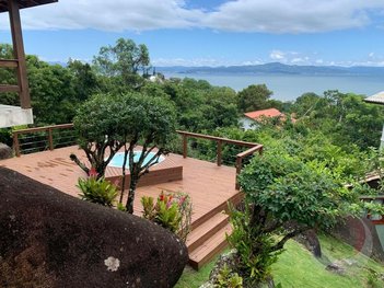 house em Haroldo Soares Glavan, Cacupé - Florianópolis - SC