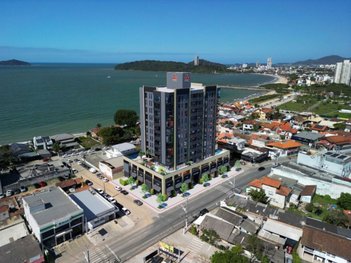 apartment em Avenida Nereu Ramos, Centro - Balneário Piçarras - SC