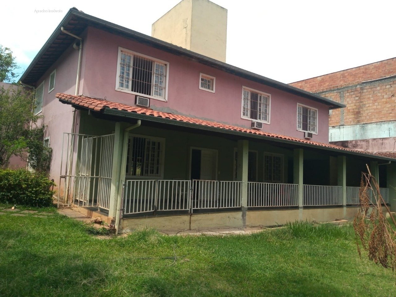 Casa com 6 quartos — Estoril, Belo Horizonte