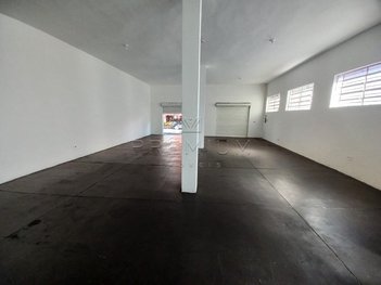 industrial em Rua Manoel Ascenço Batista, Santa Mônica - Uberlândia - MG