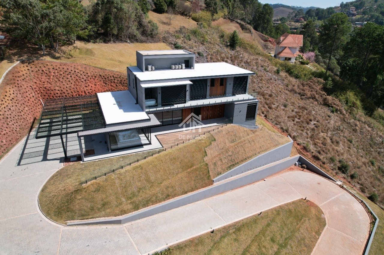 dji_fly_20250815_114048_129_1755283161684_photo