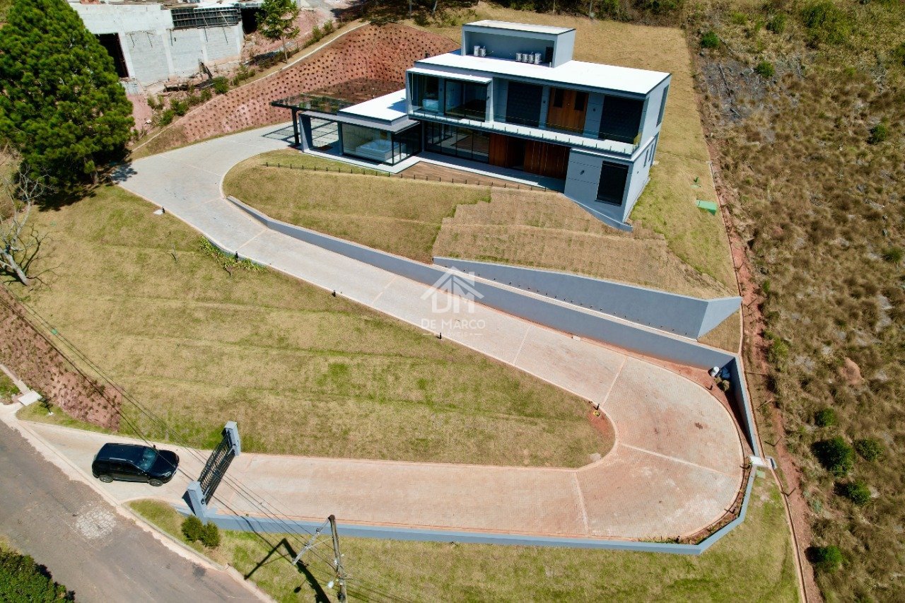 dji_fly_20250815_114110_132_1755283156012_photo