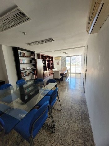 office em Avenida Ernani do Amaral Peixoto, Centro - Niterói - RJ